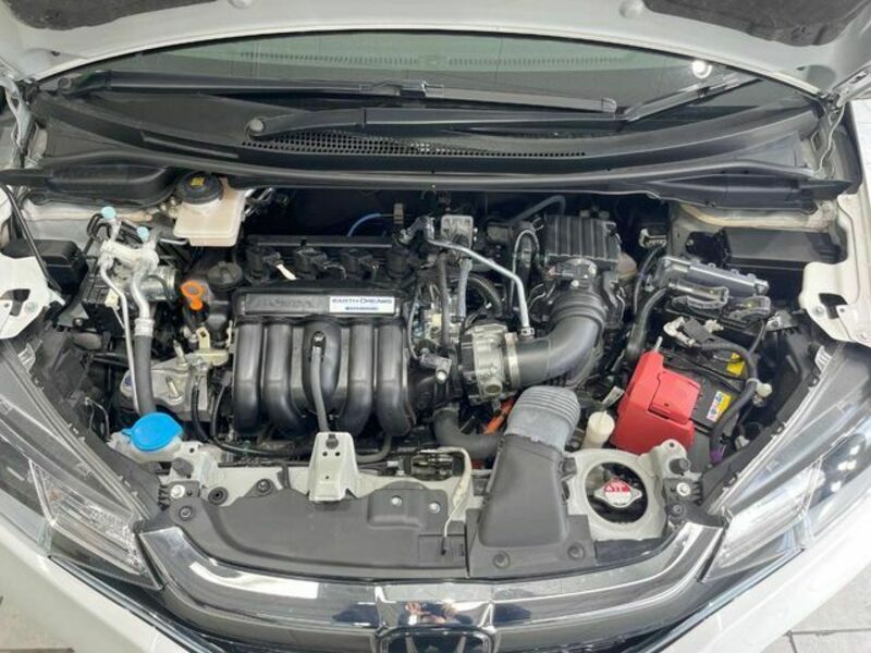 FIT HYBRID