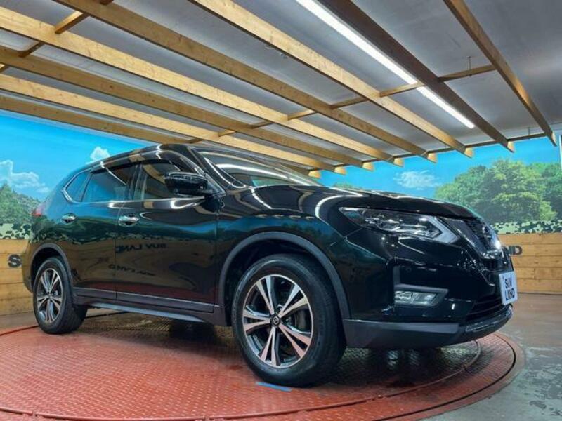 X-TRAIL