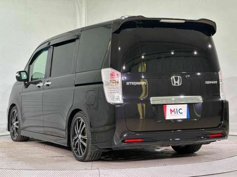 STEPWAGON SPADA