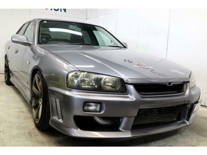NISSAN SKYLINE