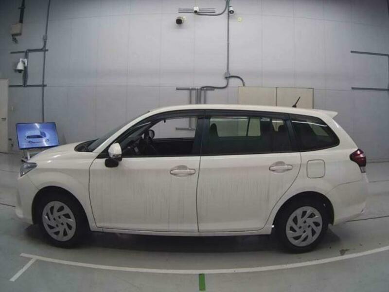 COROLLA FIELDER