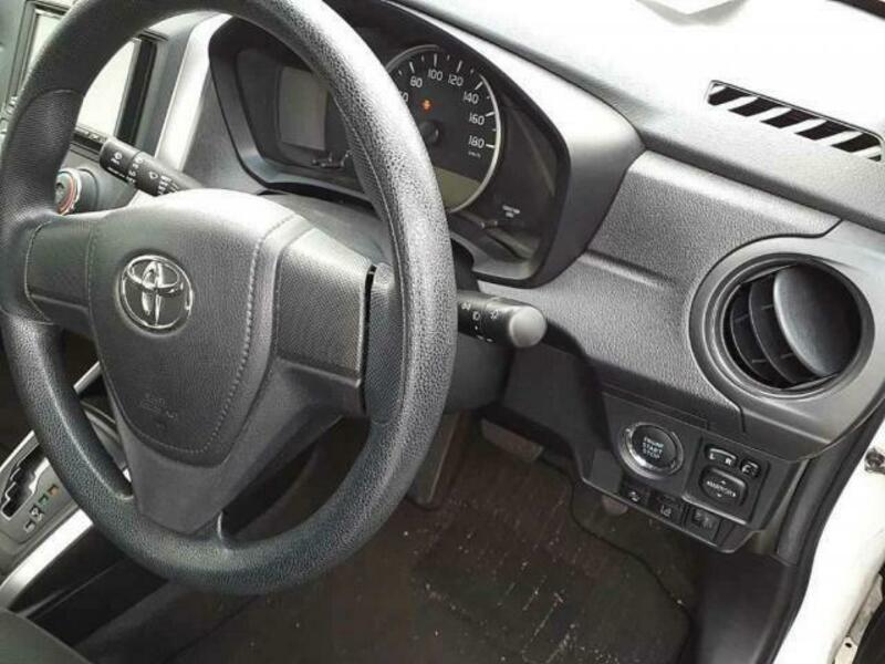 COROLLA FIELDER