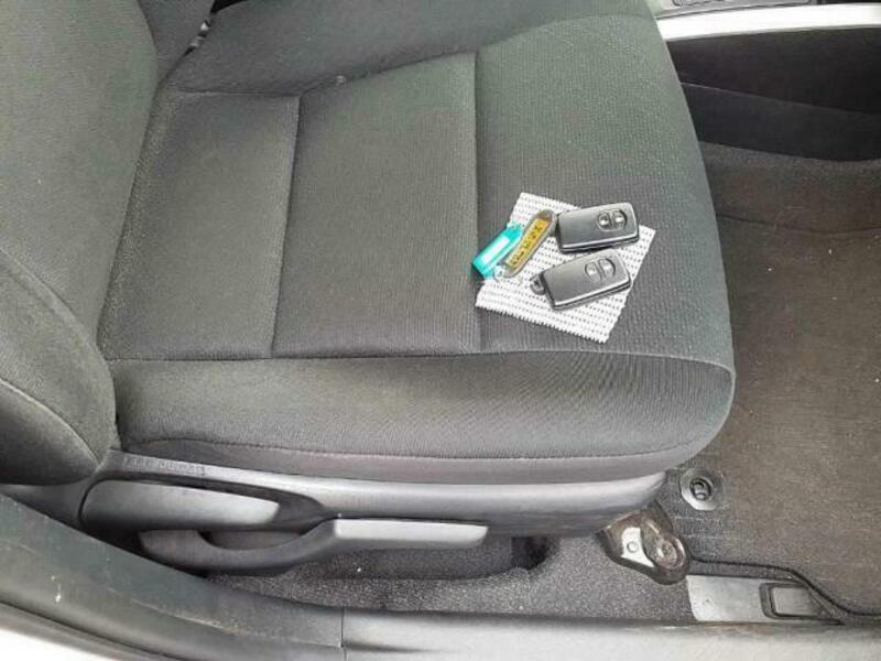 COROLLA FIELDER