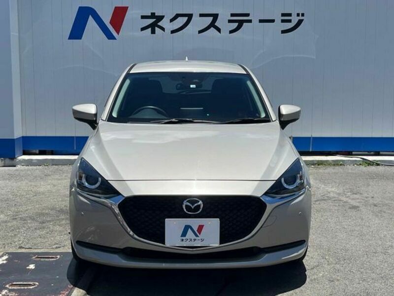 MAZDA2