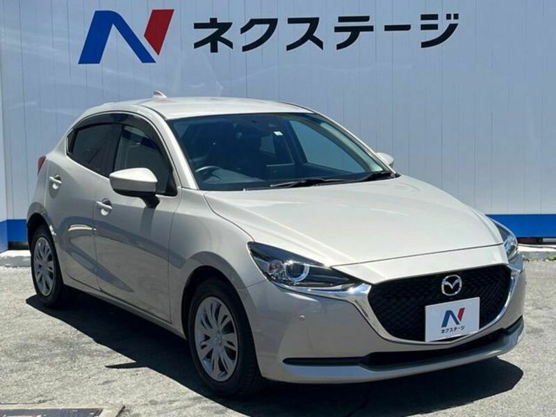 MAZDA2