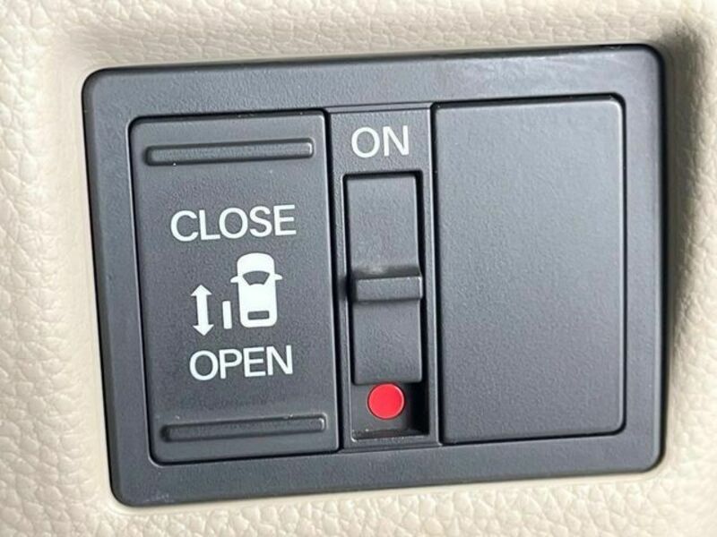N BOX