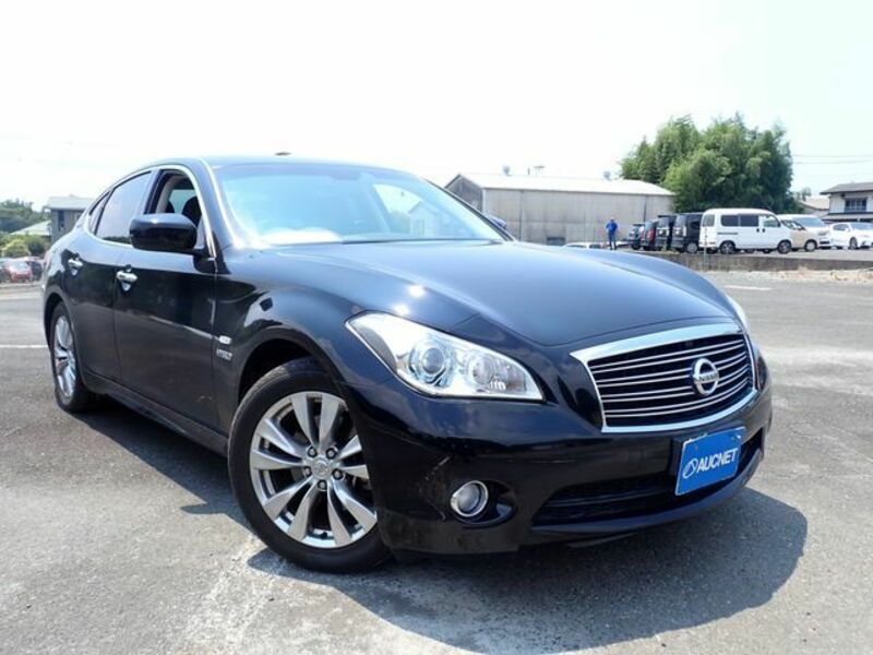 NISSAN FUGA HYBRID