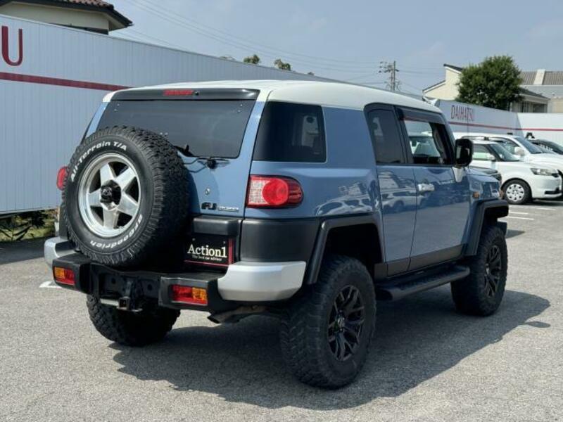FJ CRUISER
