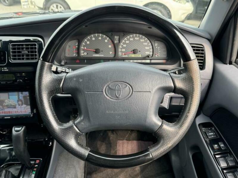 HILUX SURF