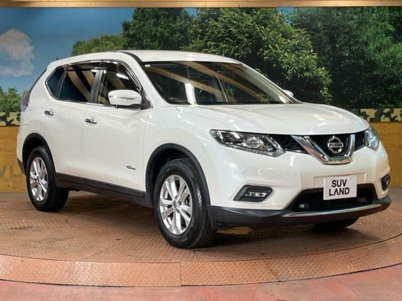 X-TRAIL