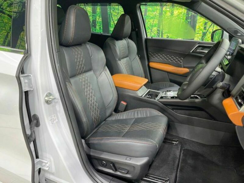 OUTLANDER PHEV
