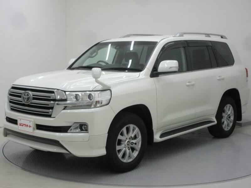 LAND CRUISER