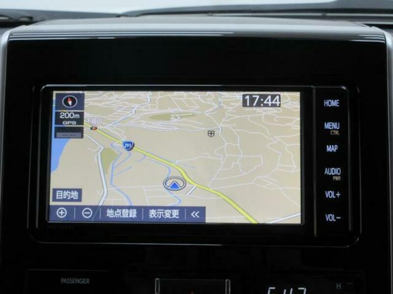 LAND CRUISER