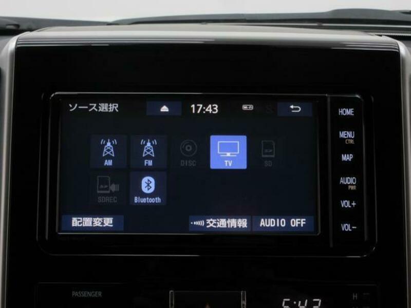 LAND CRUISER