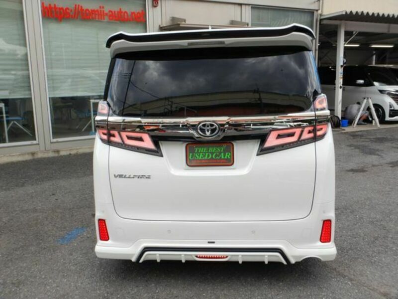 VELLFIRE