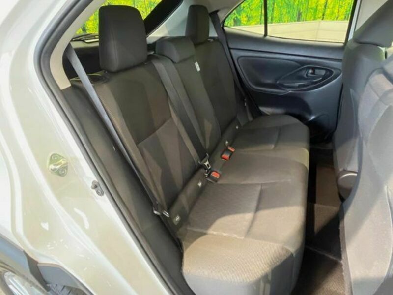 YARIS CROSS