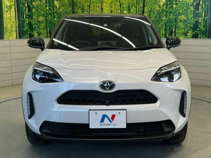 YARIS CROSS