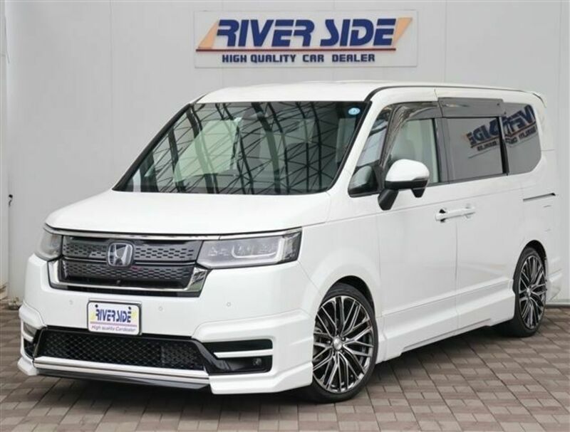HONDA STEPWAGON SPADA