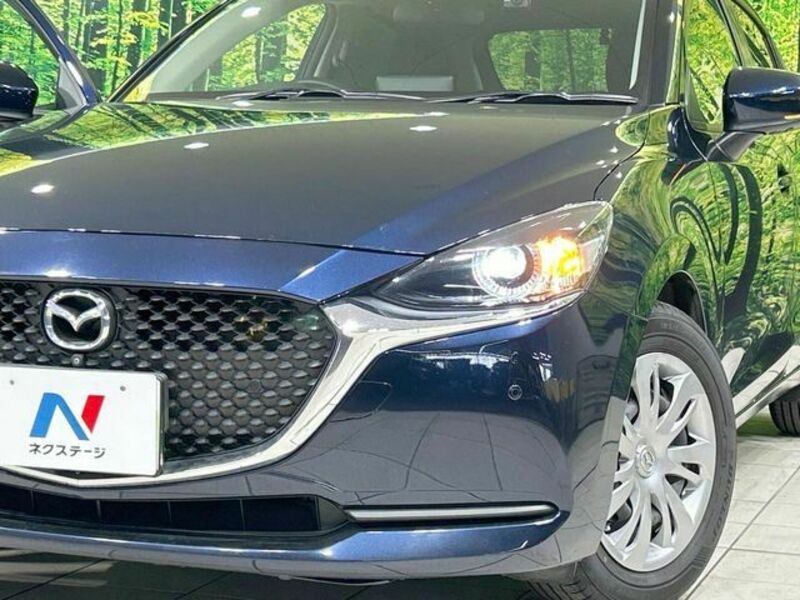 MAZDA2