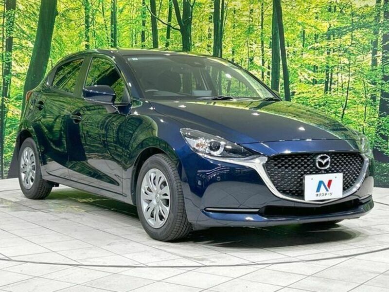 MAZDA2