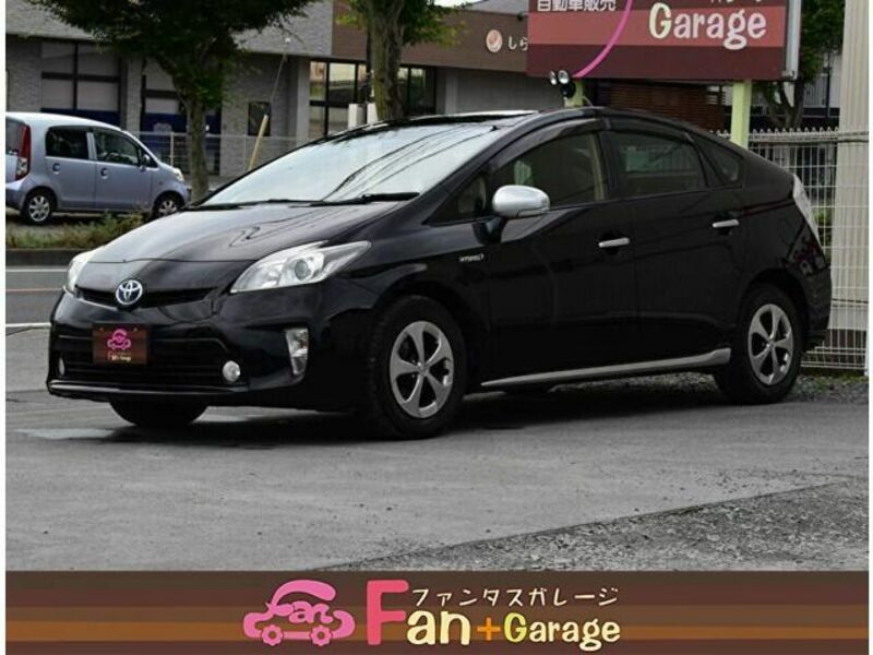 TOYOTA PRIUS