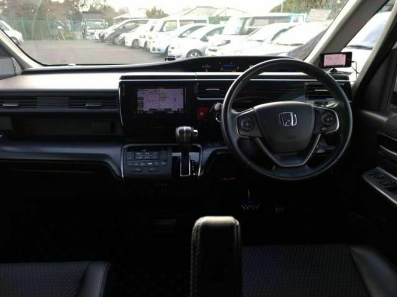 STEPWAGON SPADA
