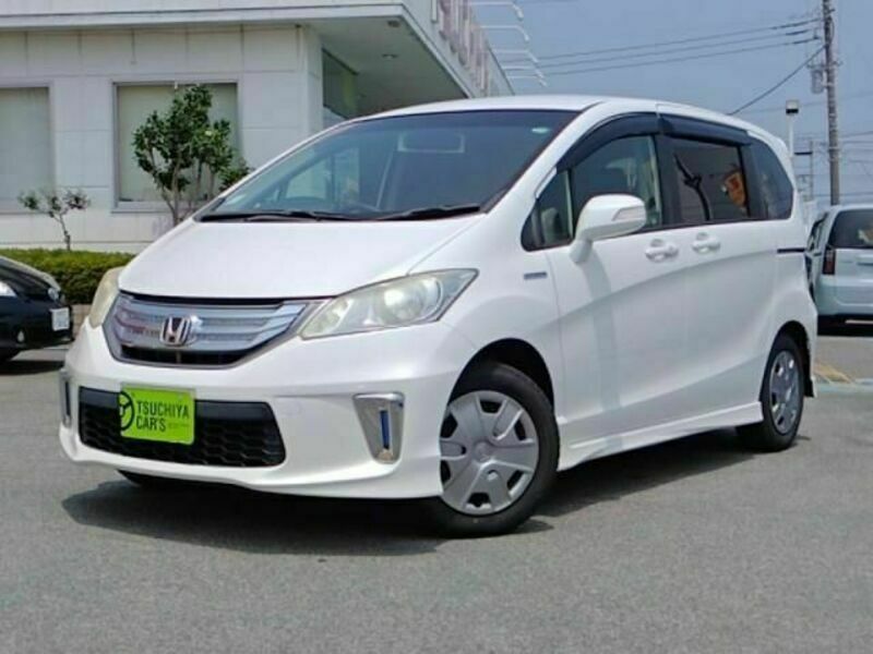 HONDA FREED HYBRID