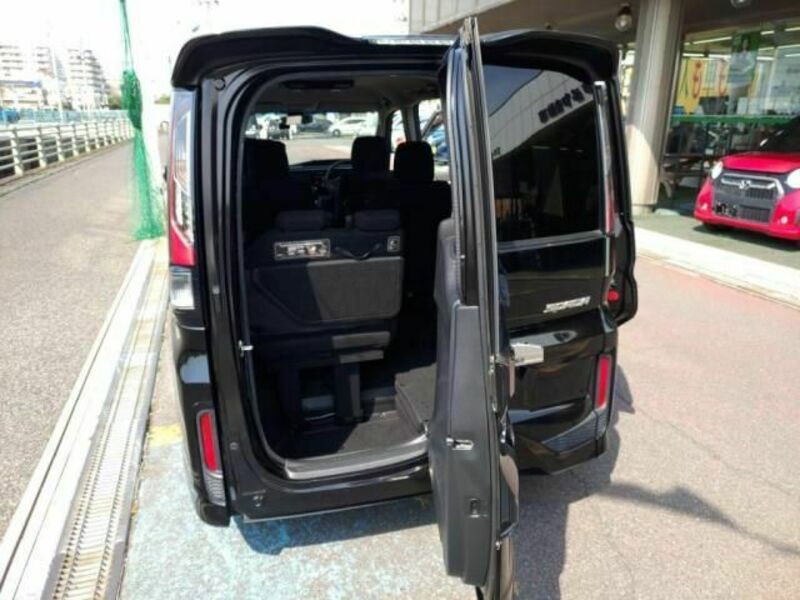 STEPWAGON SPADA