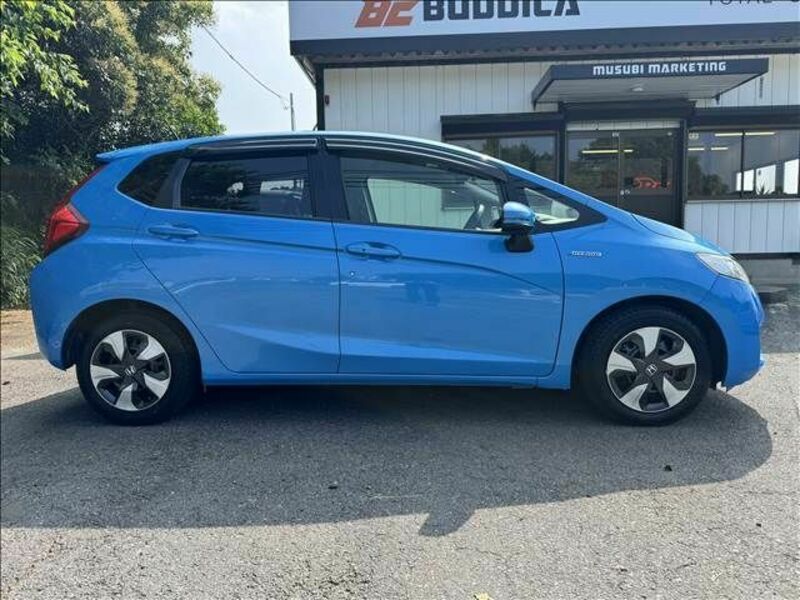 FIT HYBRID