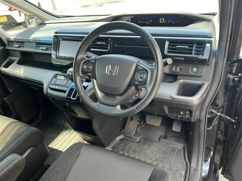 STEPWAGON SPADA