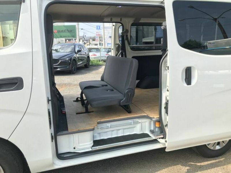 NV350 CARAVAN