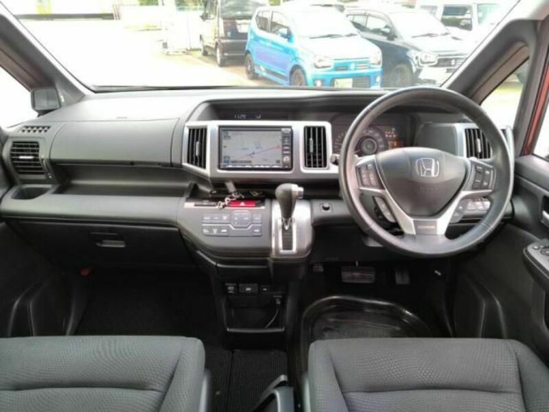 STEPWAGON SPADA