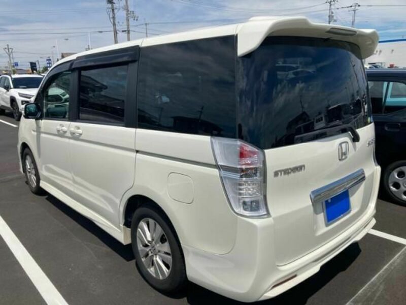 STEPWAGON SPADA