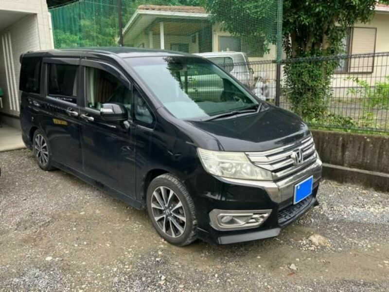 HONDA STEPWAGON SPADA