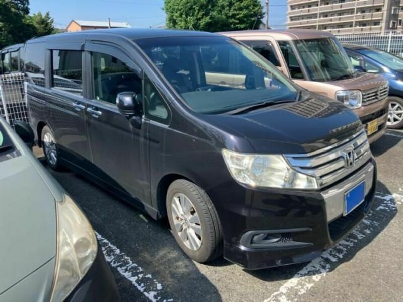 HONDA STEPWAGON SPADA