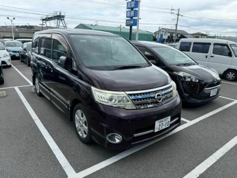 NISSAN SERENA