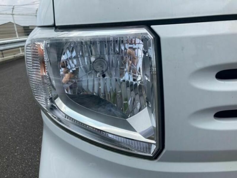 N-VAN