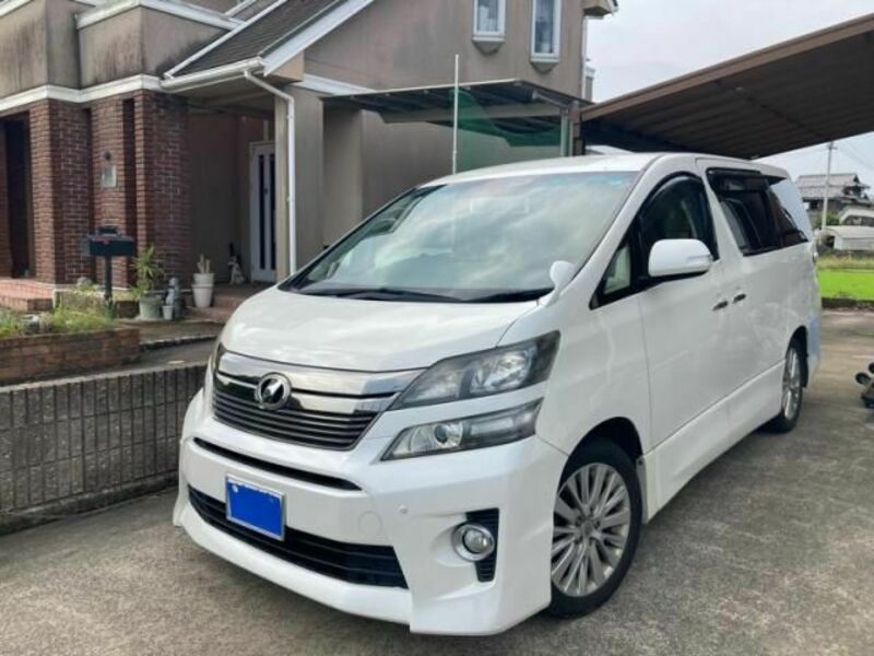 TOYOTA VELLFIRE