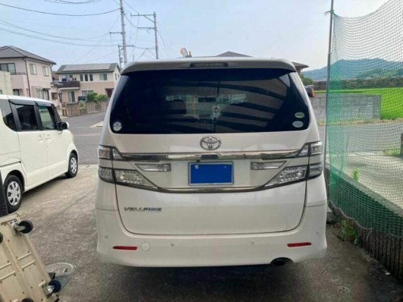 VELLFIRE