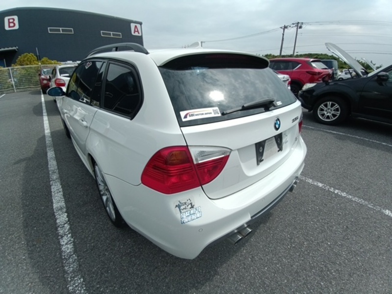3 SERIES