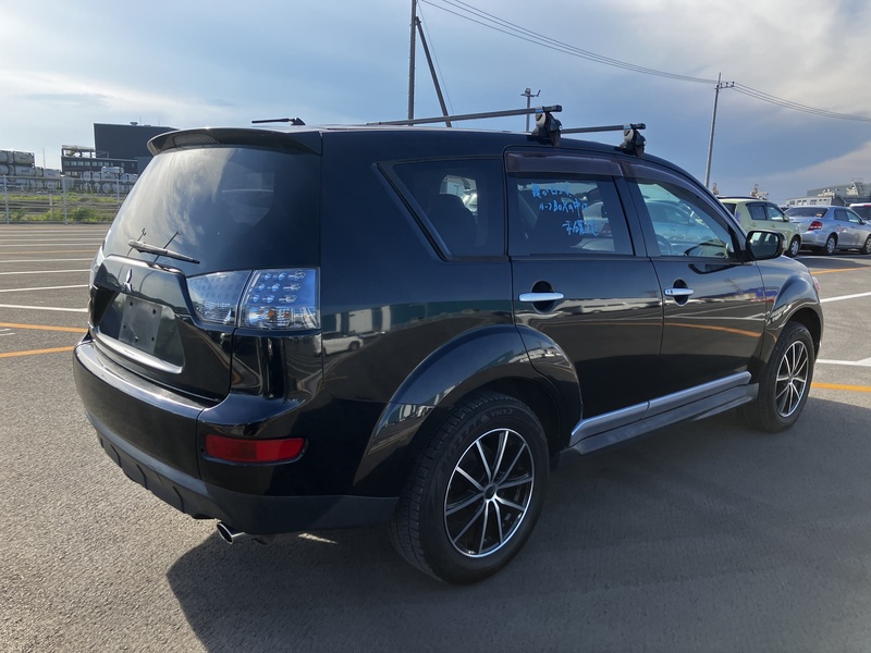 OUTLANDER