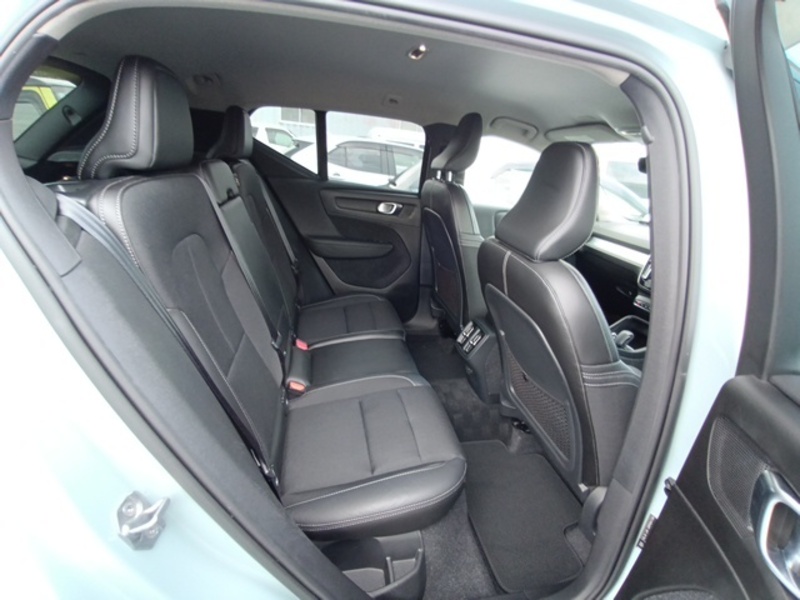 XC40