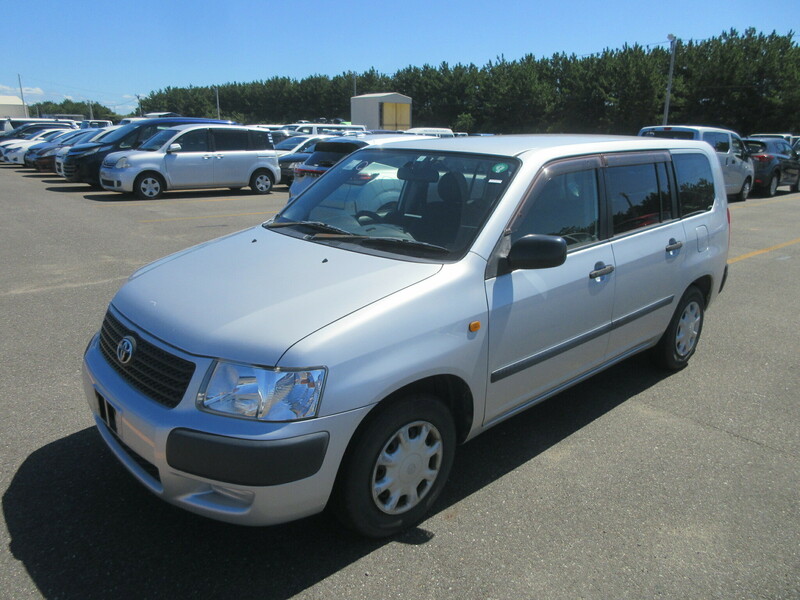 TOYOTA SUCCEED