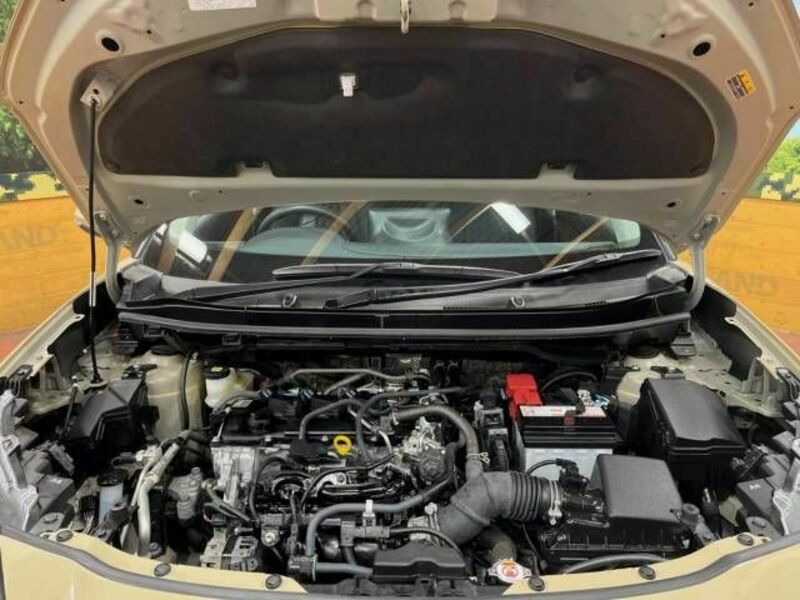 YARIS CROSS