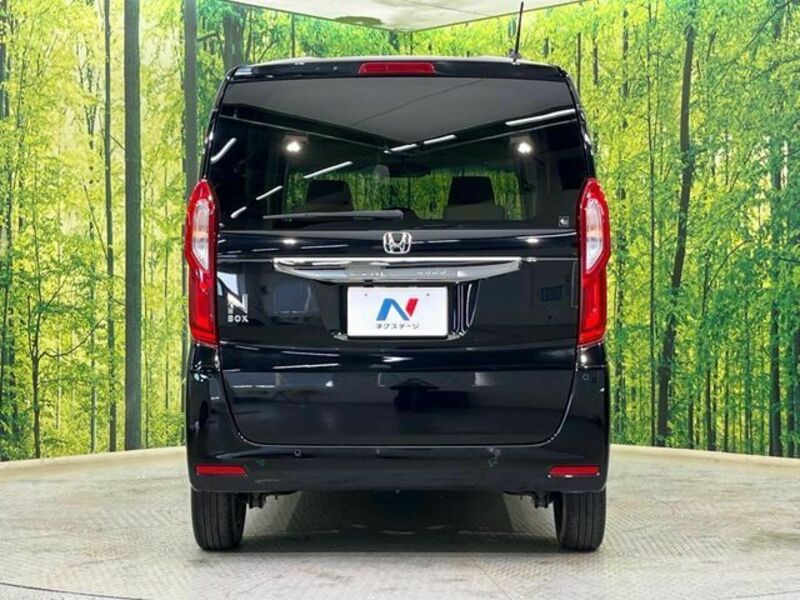 N BOX