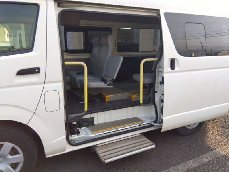 HIACE VAN