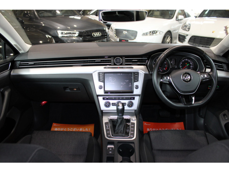 PASSAT VARIANT