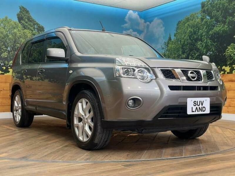 X-TRAIL