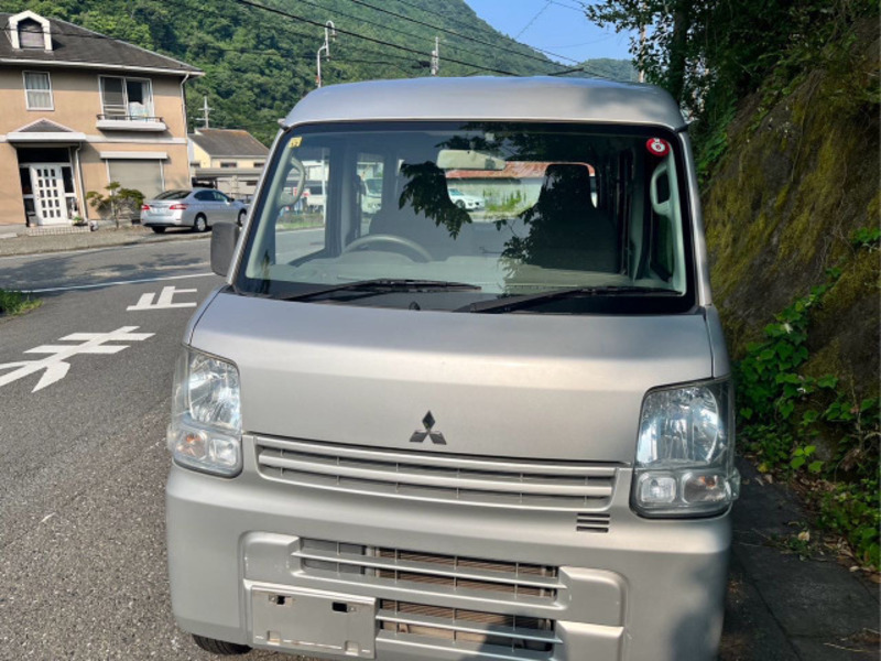 MITSUBISHI MINICAB VAN
