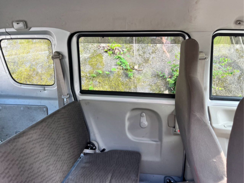 MINICAB VAN